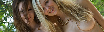 Anja and Corinna Femjoy